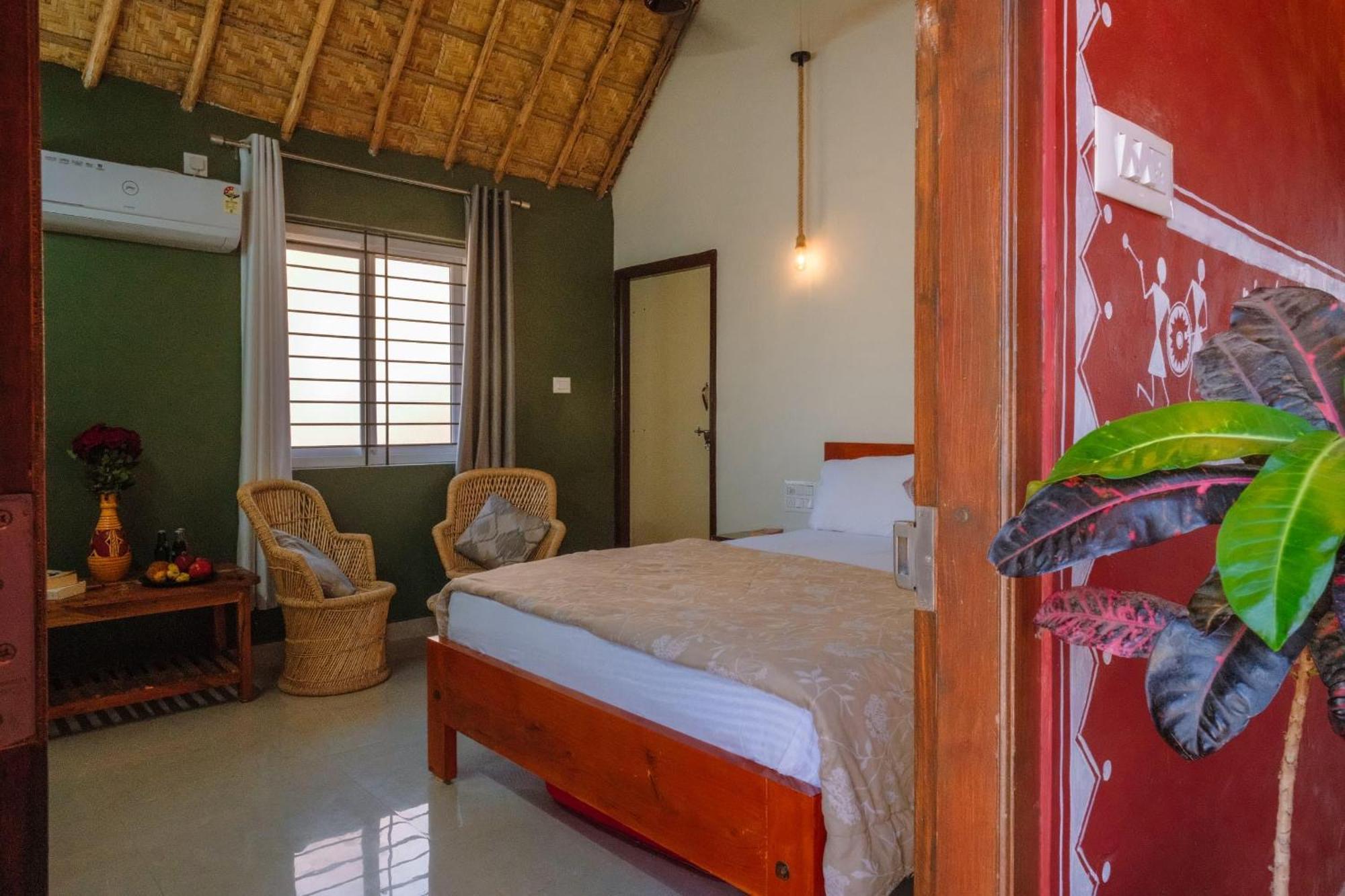The Hideout Cottage And Restaurant Hampi Eksteriør bilde
