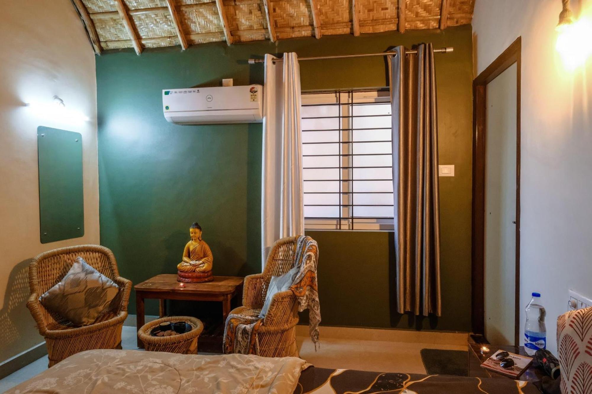 The Hideout Cottage And Restaurant Hampi Eksteriør bilde